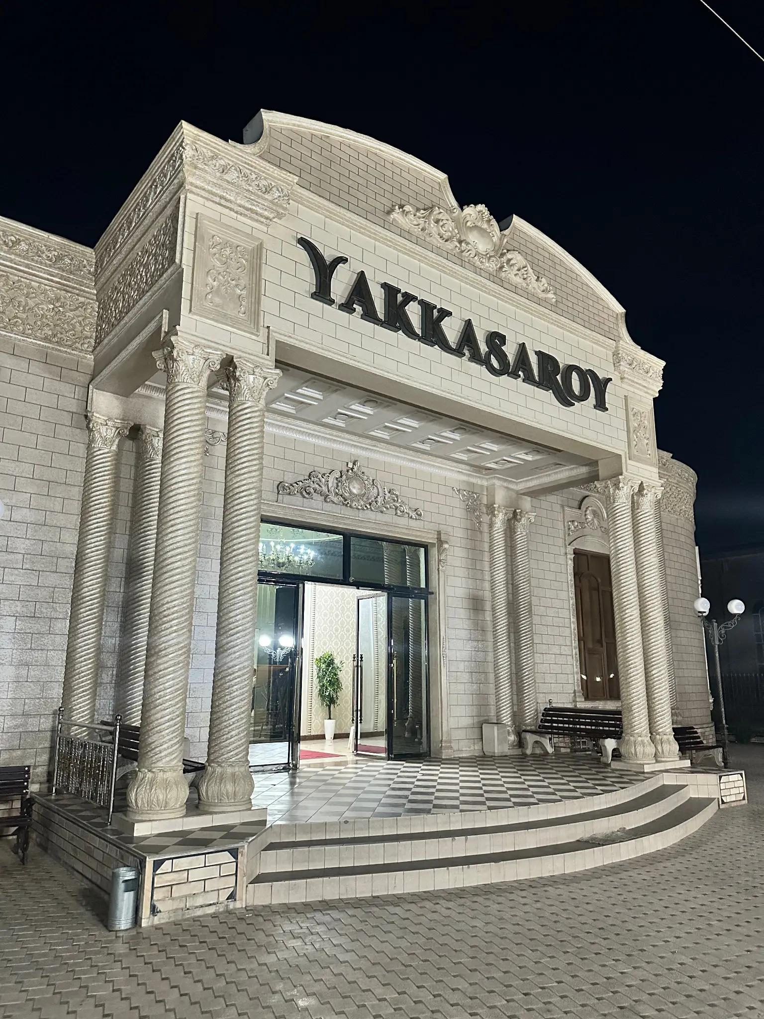 YAKKASAROY to‘yxonasi binosi